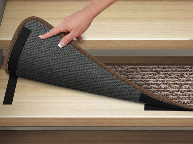 Set of 15 Attachable Carpet Stair Treads and Matching Landing Rug - Praline Brown